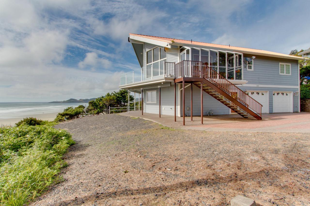 Wavewatcher Newport Luaran gambar